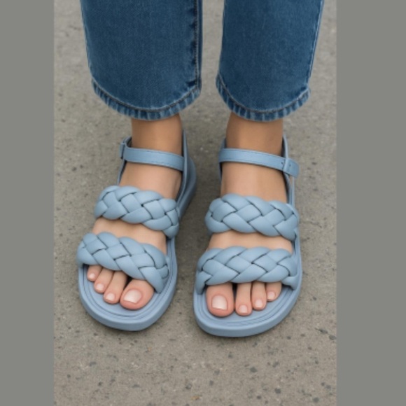 Steve Madden Shoes - Steve Madden Sandal NEW